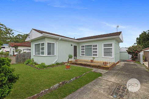 10 Bernard Road, PADSTOW HEIGHTS NSW 2211