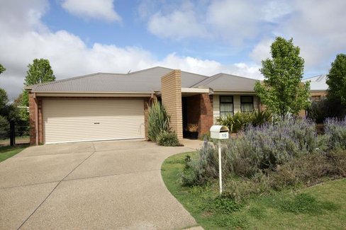 10 Budawang Place, TATTON NSW 2650