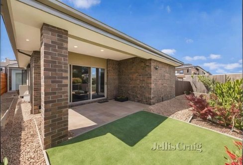 10 Canopy Way Werribee 3030