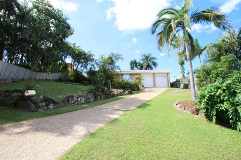 10 Carnoustie Court, ROBINA QLD 4226