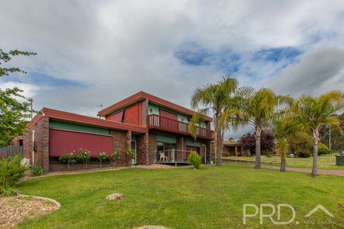 10 Cedar Crescent, TUMUT NSW 2720