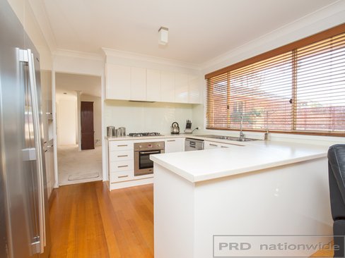 10 Centenary Close, BOLWARRA HEIGHTS NSW 2320