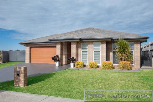 10 Coolabah Street, ABERGLASSLYN NSW 2320