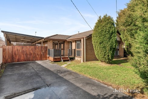 10 Cranley Place Thomastown 3074