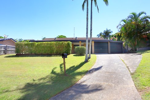 10 Cutana Court, ASHMORE QLD 4214
