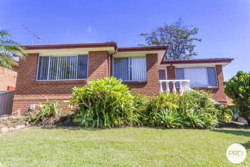 10 Desley Crescent, PROSPECT NSW 2148