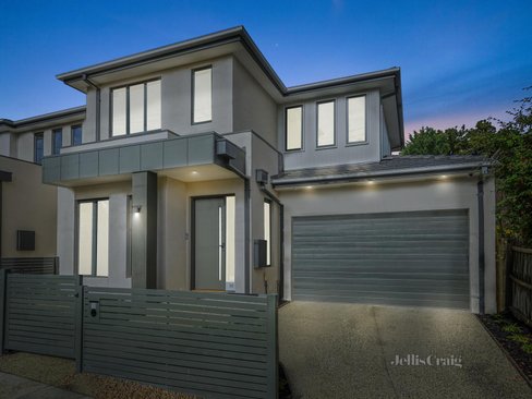 10 Eton Street Mount Waverley 3149