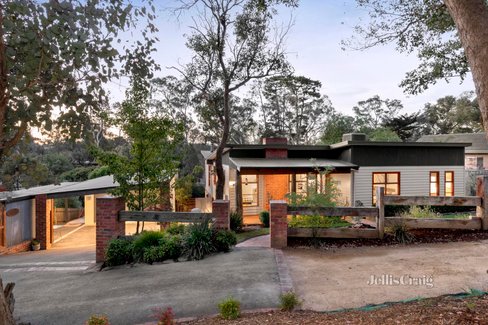 10 Fairdell Crescent Hurstbridge 3099