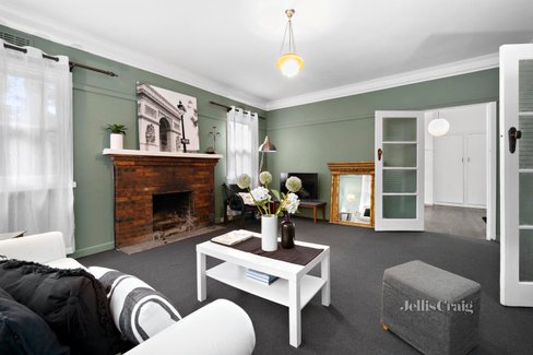 10 Fifth Street Hepburn Springs 3461