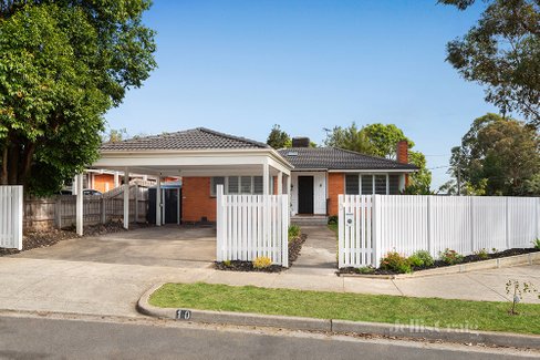 10 Flodden Way Briar Hill 3088