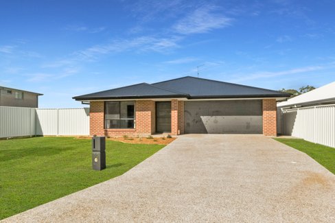 10 Ganges Court, DUNBOGAN NSW 2443