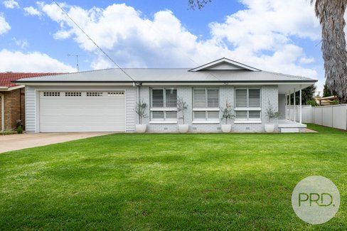 10 Geneva Crescent, LAKE ALBERT NSW 2650