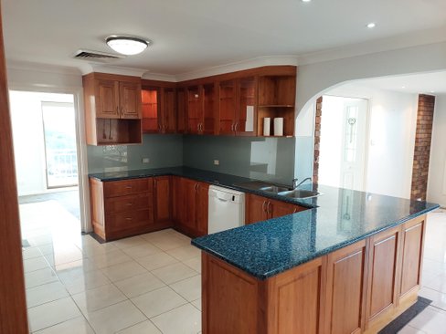 10 Kaleema Crescent, TUMUT NSW 2720