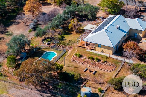 10 Kapooka Road, SAN ISIDORE NSW 2650