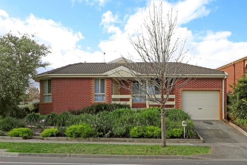 10 Lakeside Boulevard Rowville 3178