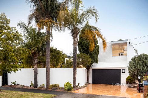 10 Lubrano Street Brighton East 3187