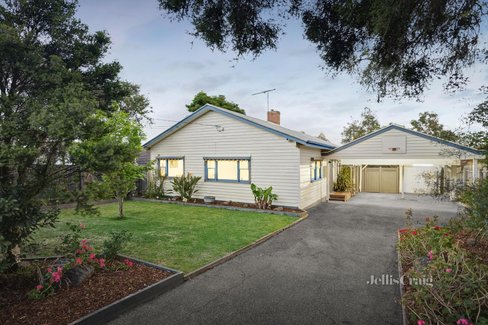 10 Lynette Court Watsonia 3087