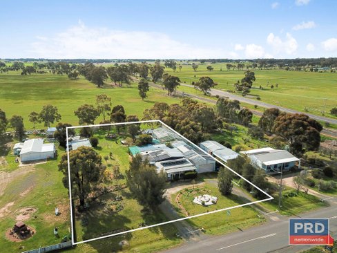 10 Main Street, SEBASTIAN VIC 3556