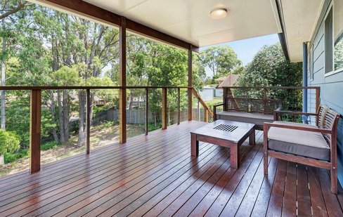 10 McCowan Street, ASHMORE QLD 4214