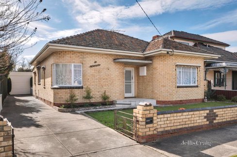 10 Mckeon Avenue Pascoe Vale South 3044