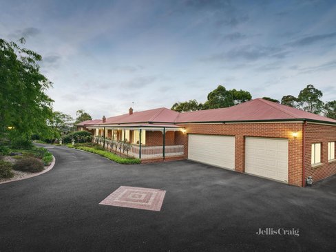 10 Meaka Court Warrandyte 3113