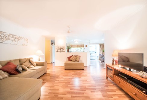 10 Olsen Place, JUBILEE POCKET QLD 4802