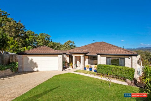 10 Orchna Street, BURLEIGH HEADS QLD 4220