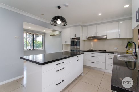 10 Pendock Road, CRANEBROOK NSW 2749