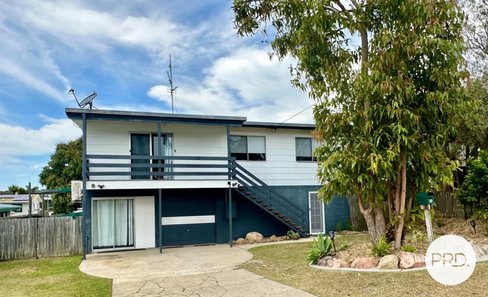 10 Polmaise Street, BOYNE ISLAND QLD 4680