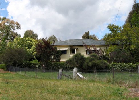 10 Power Street, TUMBARUMBA NSW 2653