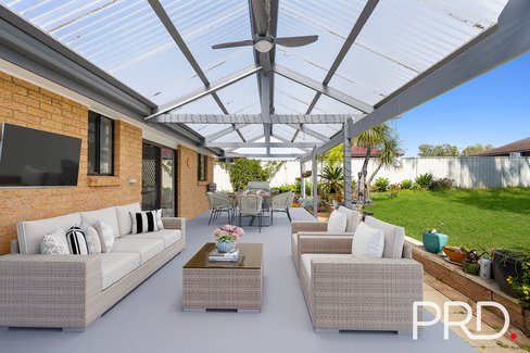 10 Powhatan Street, GREENFIELD PARK NSW 2176