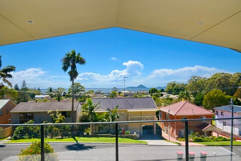10 Raymond Avenue, SALAMANDER BAY NSW 2317