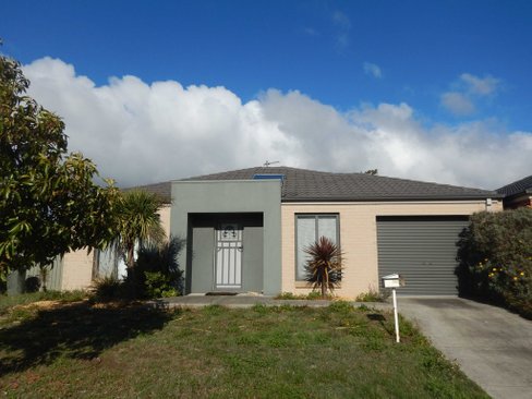 10 Rorey Street, DELACOMBE VIC 3356