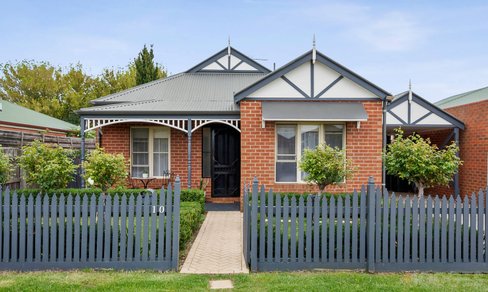 10 Rosanna Mews Lara 3212