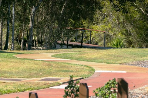 10 Seacrest Drive, WONDUNNA QLD 4655