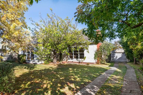 10 Stanley Grove Blackburn 3130