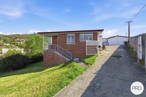 10 Taree Street, CHIGWELL TAS 7011