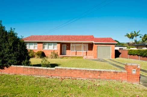 10 Taylor Rd, ALBION PARK NSW 2527