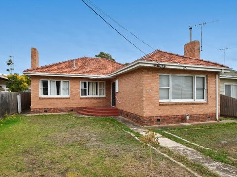 10 Vines Road Hamlyn Heights 3215