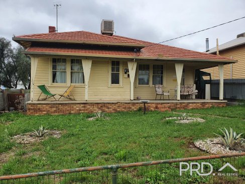 10 Williams Street, OUYEN VIC 3490