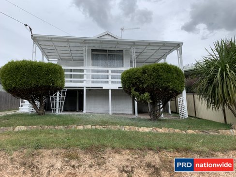 10 Willow Road, CAPTAINS FLAT NSW 2623