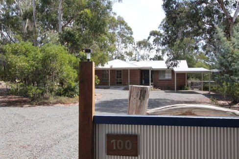 100 Jollys Hill Road, SMYTHES CREEK VIC 3351