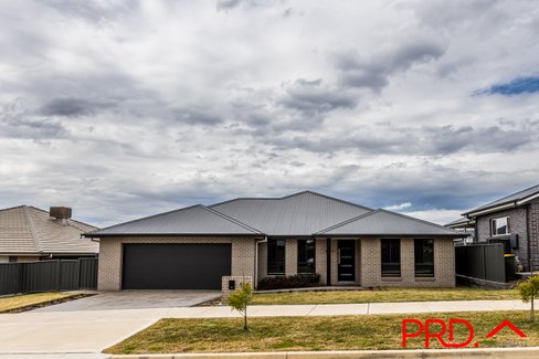 100 Verdelho Drive, TAMWORTH NSW 2340