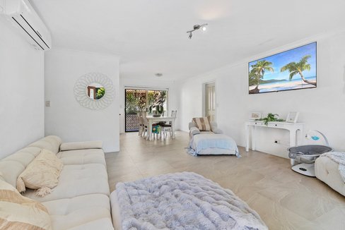 100/1-9 Gray Street, TWEED HEADS WEST
