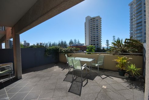 1004/1 Ocean Street, BURLEIGH HEADS QLD 4220