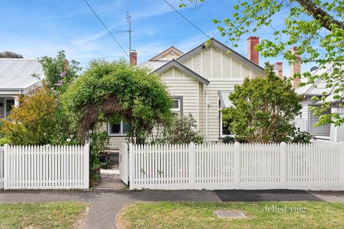 1006 Eyre Street Ballarat Central 3350