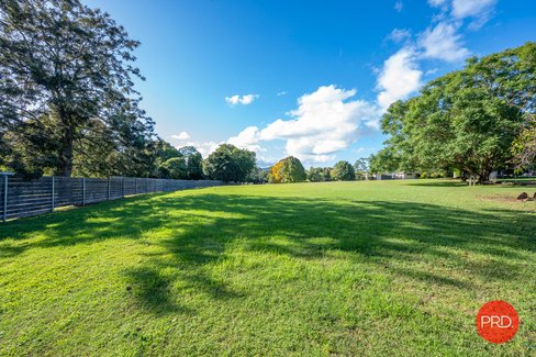 101 Faviell Drive, BONVILLE