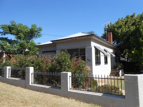 101 Piper Street, TAMWORTH NSW 2340