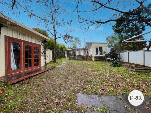 101 Uriarra Road, CRESTWOOD