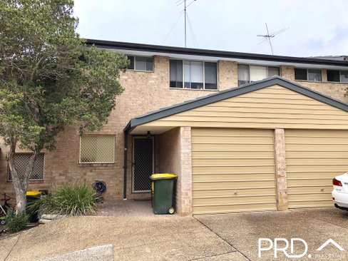10/135 Rex Road, GEORGES HALL NSW 2198